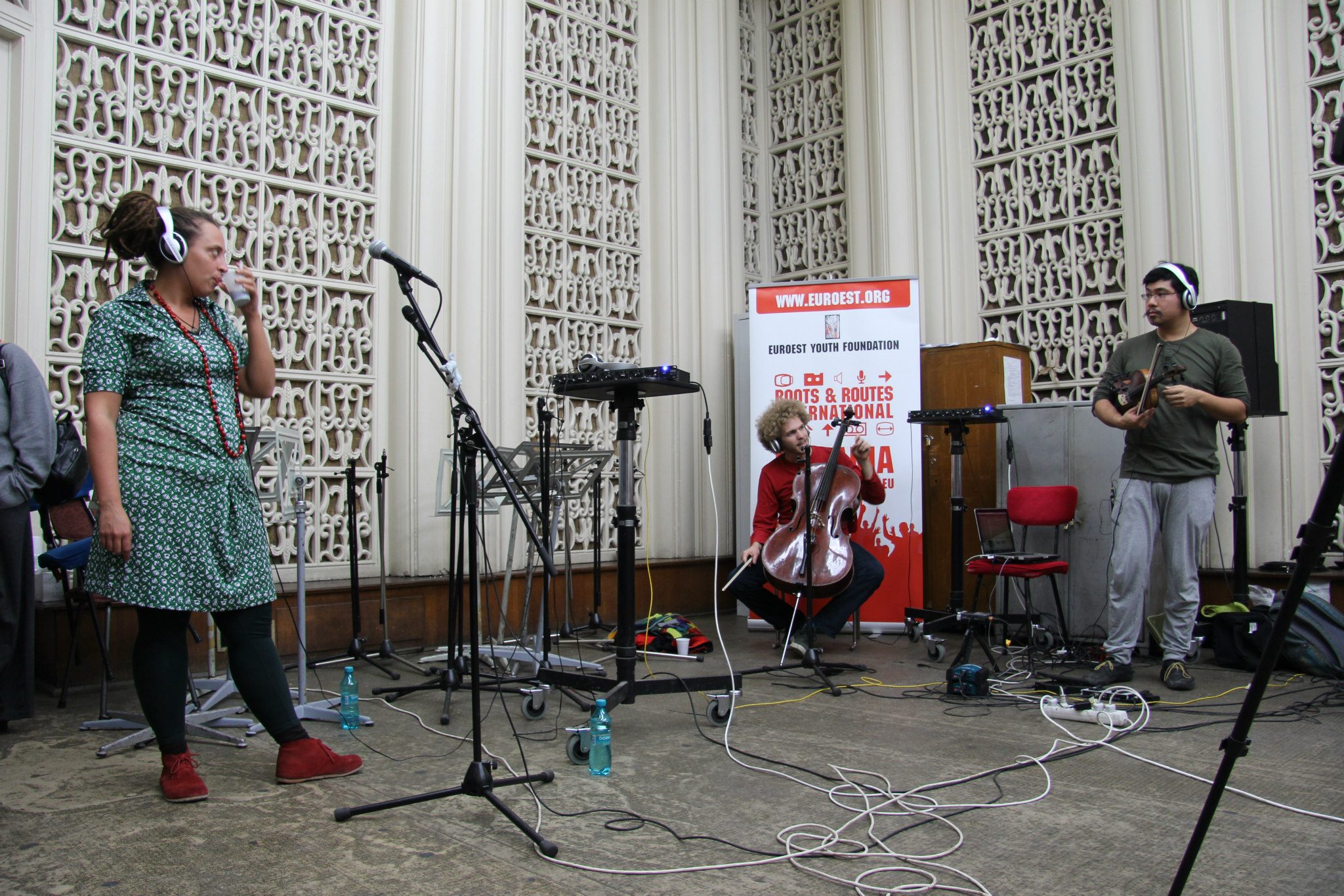 Talking heArts — Radio Romania live performance, Bucharest, October 2012