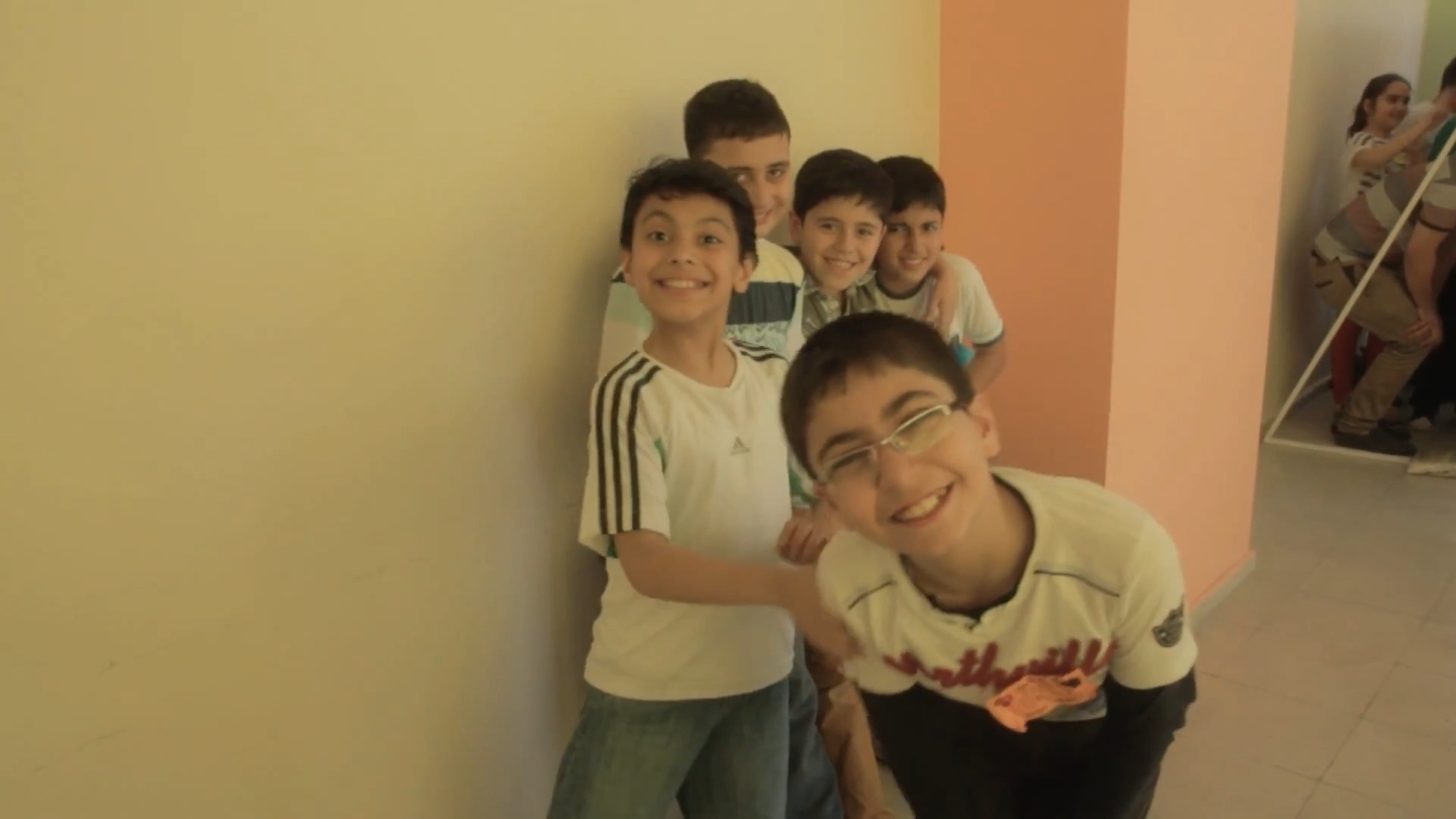 CHILDREN TELL ISTANBUL